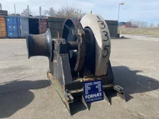 Anchor winch
