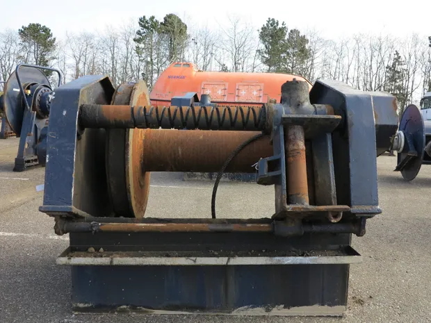 Image 2 of 7 - Split winch