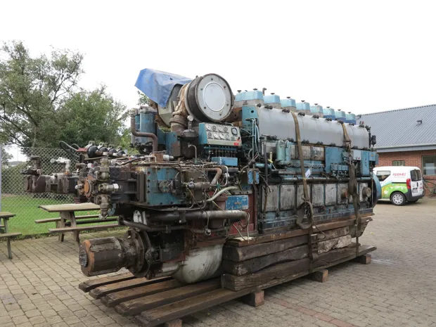 Image 2 of 9 - Alpha - 8L 23/30A 111EKV