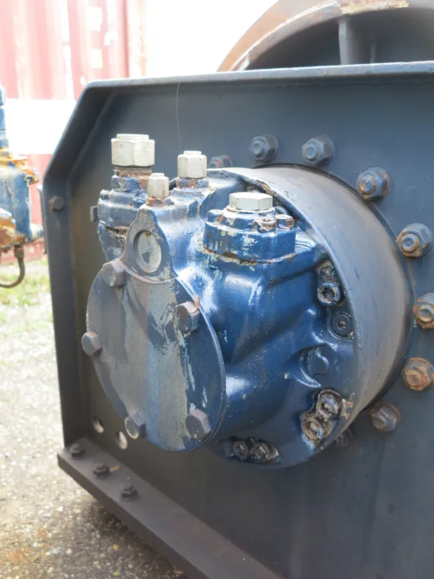 Image 5 of 5 - Trawl winch