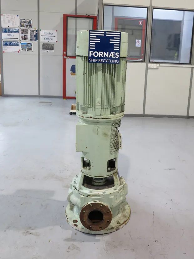 Image 2 of 6 - Iron Pump - CNLB 100-100/315