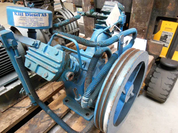 Image 1 of 2 - Ingersoll-Rand - type 30