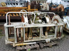 Trawl winch