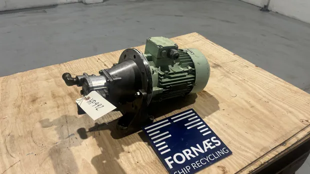 Image 4 of 8 - HP992