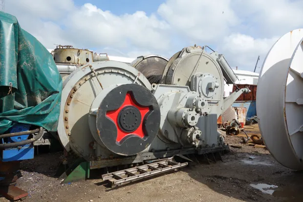 Image 2 of 9 - Waterfall towing winch