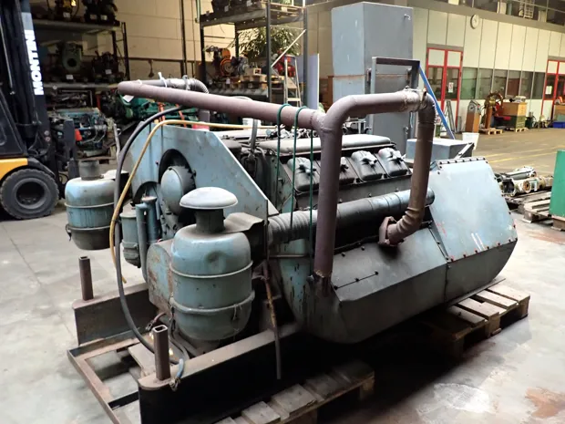 Image 1 of 8 - Deutz