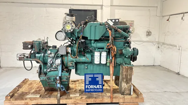 Image 1 of 11 - Volvo Penta - TAMD122A