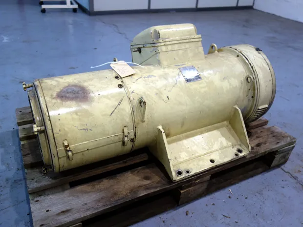 Image 2 of 4 - Anton Piller - NKT 50-4