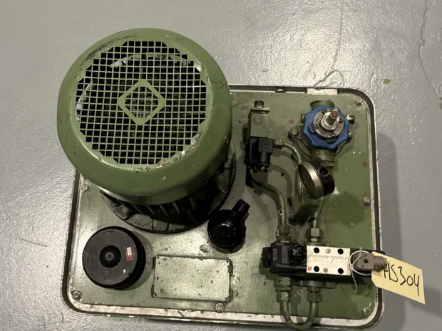 Image 8 of 12 - HS304