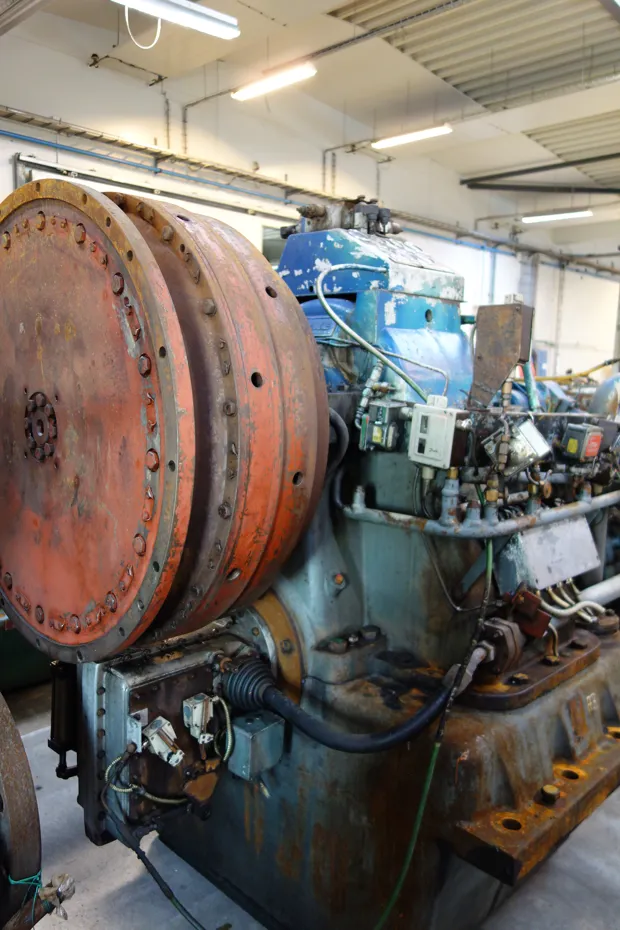 Image 3 of 5 - Tacke - HSU 630 VA