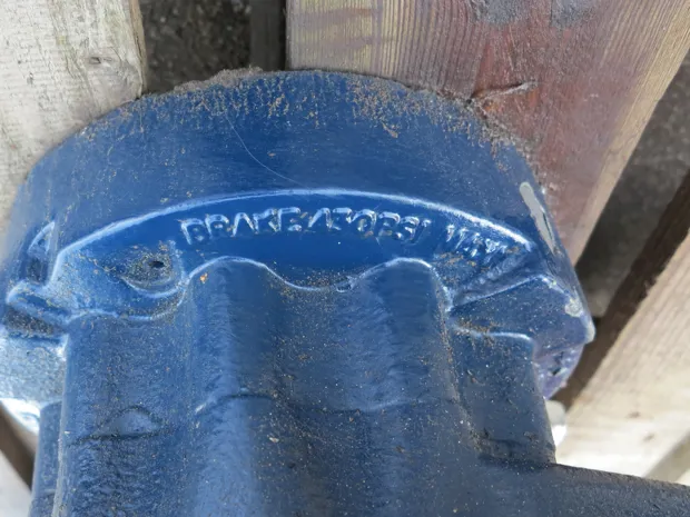 Image 4 of 4 - Poclain