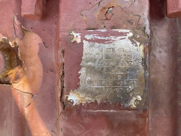 Image 9 of 11 - Anchor winch