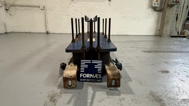 Image 4 of 10 - APV - N35