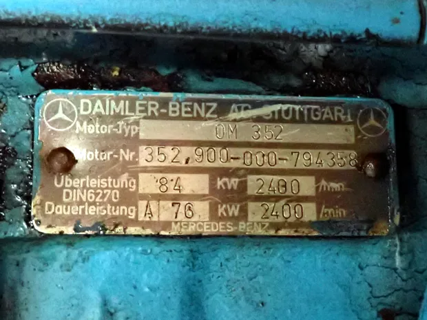 Image 6 of 6 - Mercedes Daimler-Benz