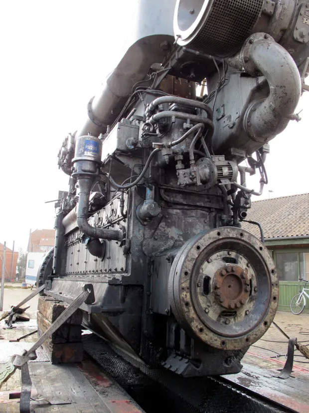 Image 3 of 5 - Deutz - SBV 6M 545