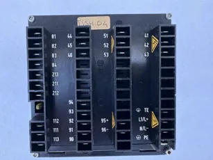 Jumo Dicon -  SM Pressure Controller SRM-96/10-021,00-61 Range 0 5.99 Bar