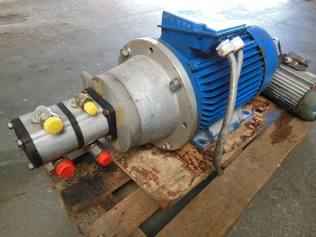 Image 1 of 8 - HP65